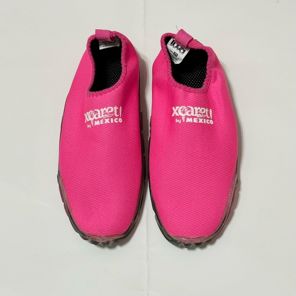 Water Shoes Pink by Xcaret